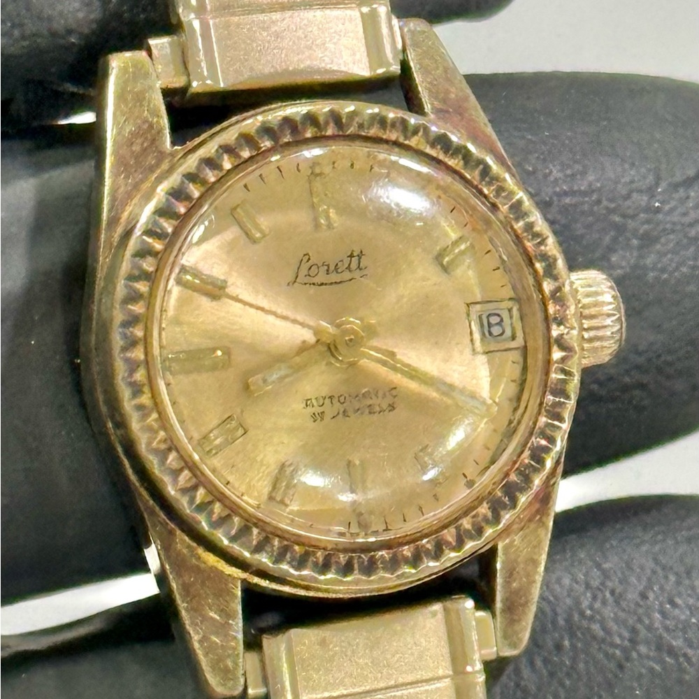 Vintage Lorett Automatic 17-Jewels Date Gold-Plated Ladies’ 22mm SwissMade Watch